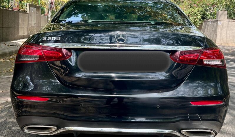 MERCEDES-BENZ E200 full