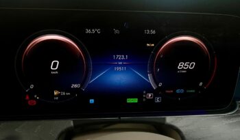 MERCEDES-BENZ E200 full