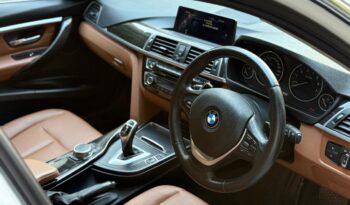 BMW 320i LUXURY LINE full