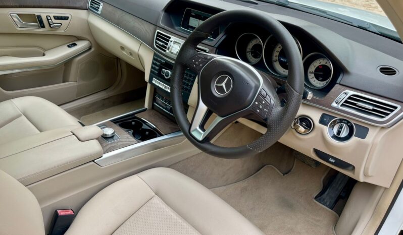 MERCEDES E200 full