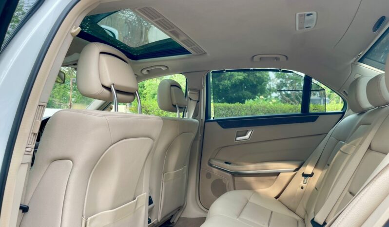 MERCEDES E200 full