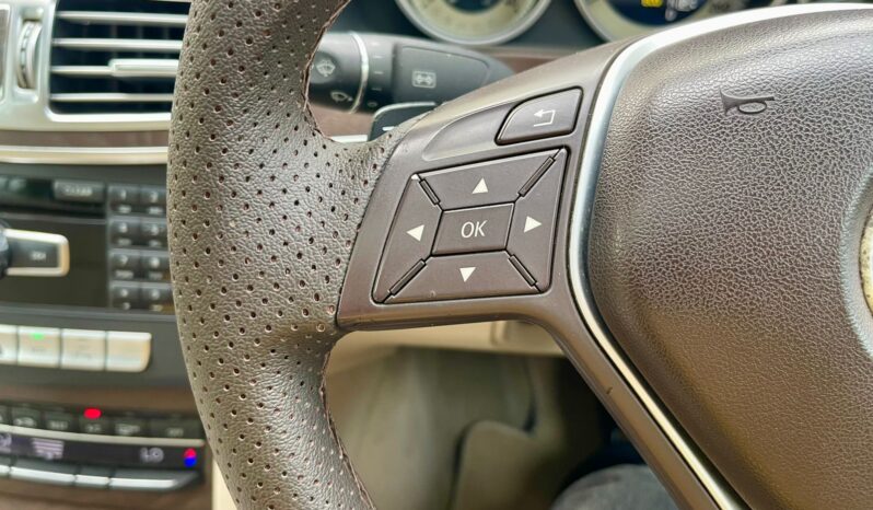 MERCEDES E200 full