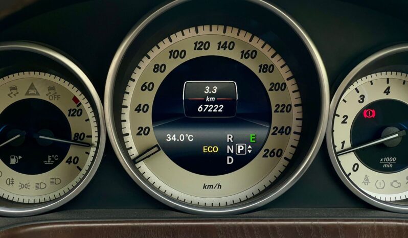 MERCEDES E200 full