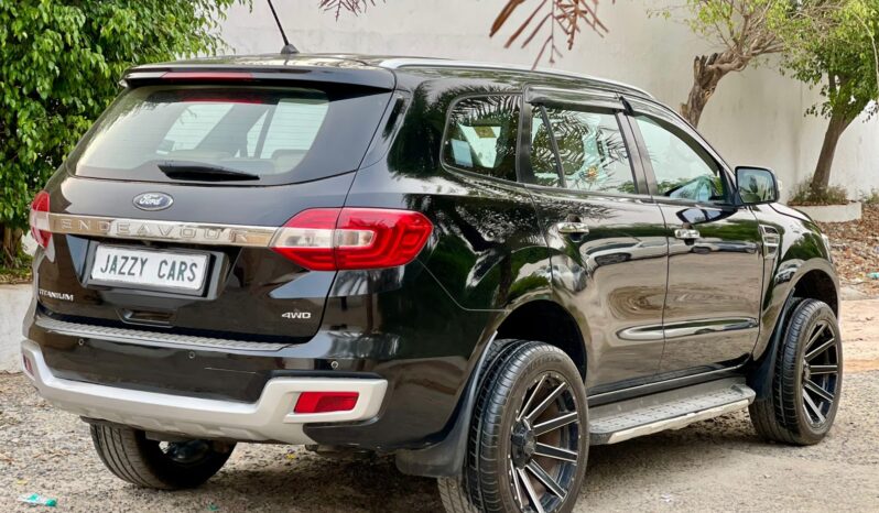 FORD ENDEAVOUR 4X4 TITANIUM PLUS full