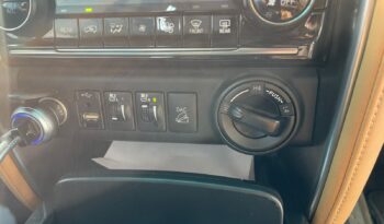 TOYOTA FORTUNER 4X4 full