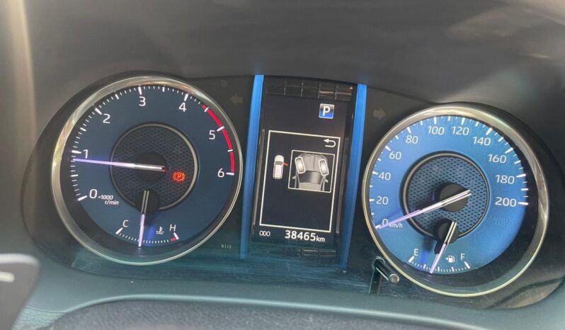 TOYOTA FORTUNER 4X4 full