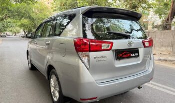 TOYOTA INNOVA CRYSTA 2.8 Z full