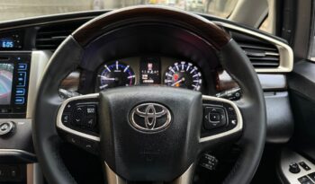 TOYOTA INNOVA CRYSTA 2.8 Z full