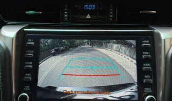 TOYOTA FORTUNER 4X2 full