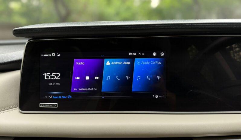 MAHINDRA XUV 700 AX7 LUXURY PACK full