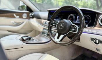 MERCEDE-BENZ E220D EXCLUSIVE full