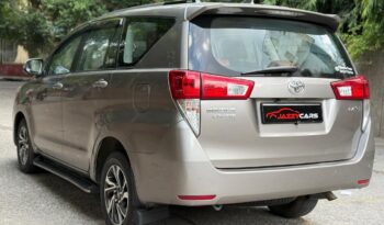 TOYOTA INNOVA CRYSTA G-AT 2.4 full