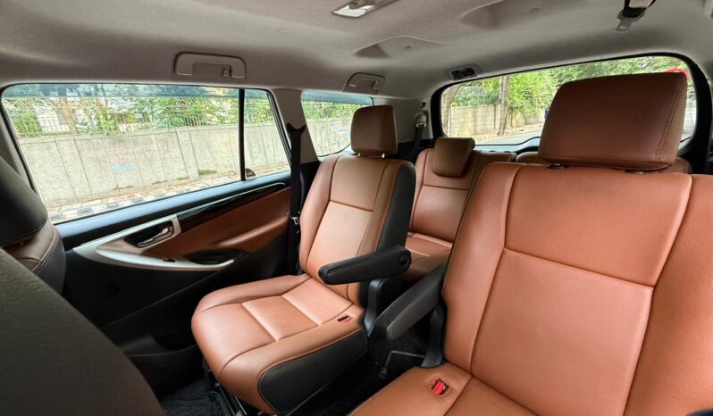 TOYOTA INNOVA CRYSTA GX full