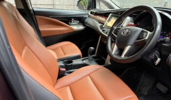 TOYOTA INNOVA CRYSTA GX full