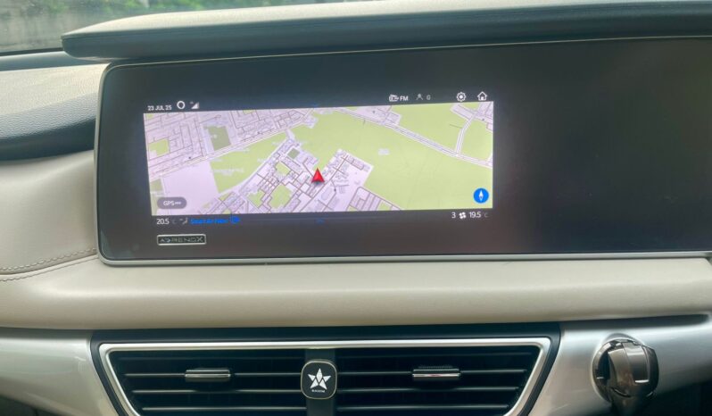 MAHINDRA XUV 700 AX7 full