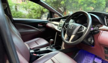 TOYOTA INNOVA CRYSTA 2.8 GX full