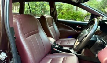 TOYOTA INNOVA CRYSTA 2.8 GX full