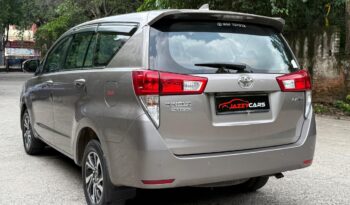 TOYOTA INNOVA CRYSTA 2.4 G full
