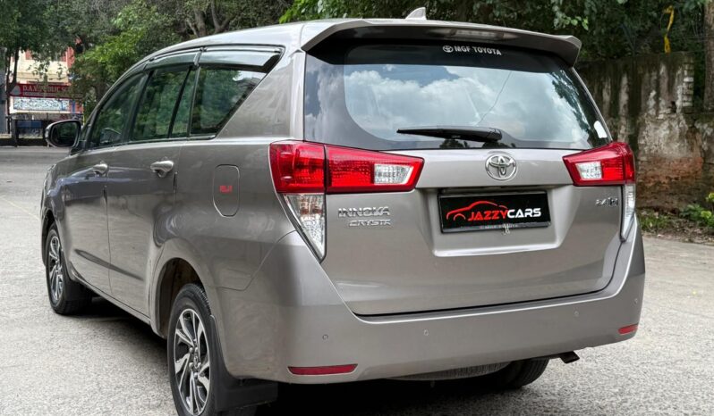 TOYOTA INNOVA CRYSTA 2.4 G full