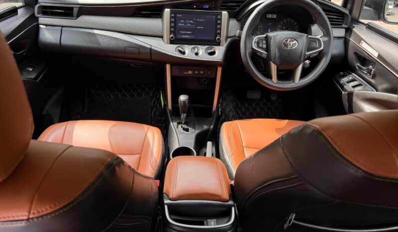 TOYOTA INNOVA CRYSTA 2.4 G full