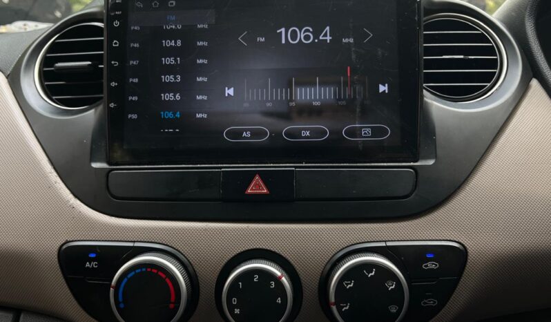 HYUNDAI i10 GRAND SPORTZ full