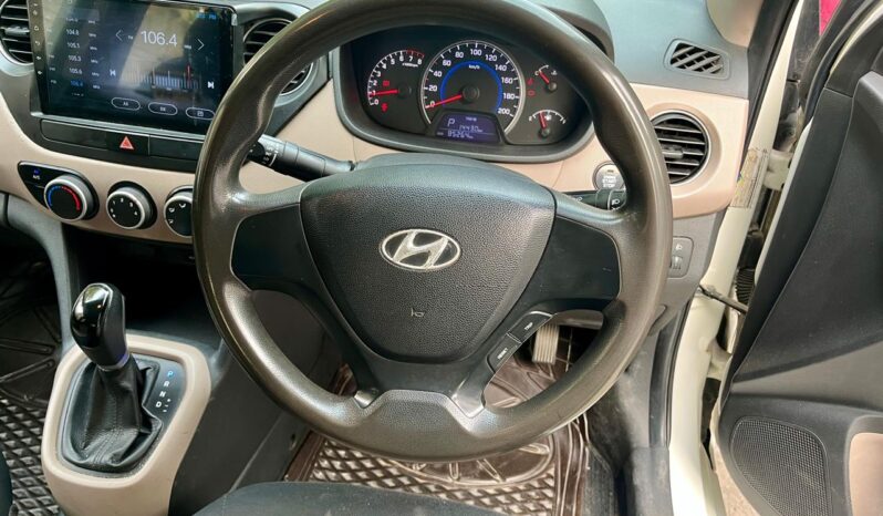 HYUNDAI i10 GRAND SPORTZ full