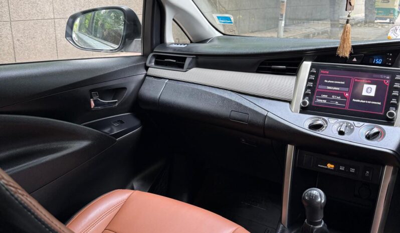 TOYOTA INNOVA CRYSTA GX full