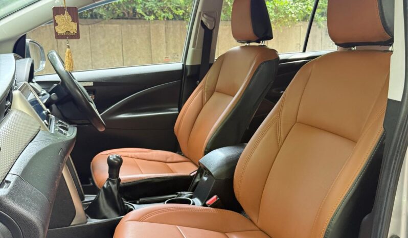 TOYOTA INNOVA CRYSTA GX full