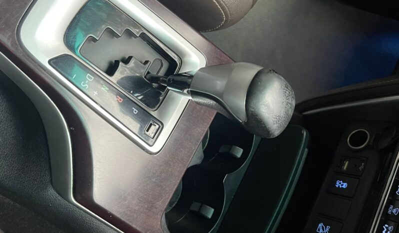TOYOTA FORTUNER 4X4 full