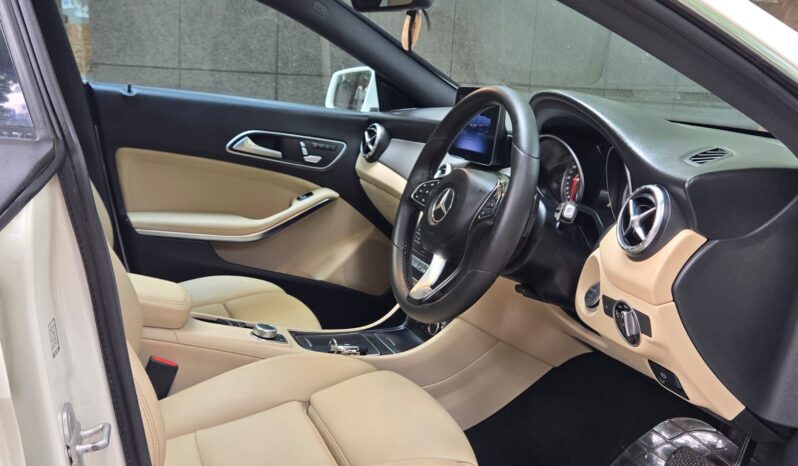 MERCEDES-BENZ CLA 200 SPORTS full