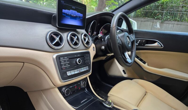 MERCEDES-BENZ CLA 200 SPORTS full