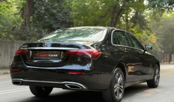 MERCEDES-BENZ E220D EXCLUSIVE full