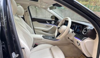 MERCEDES-BENZ E220D EXCLUSIVE full