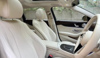 MERCEDES-BENZ E220D EXCLUSIVE full