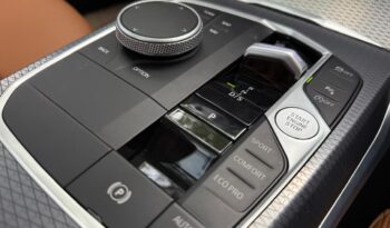 BMW 330i GRAN LIMOUSINE full