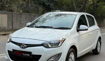 HYUNDAI i20 SPORTZ full