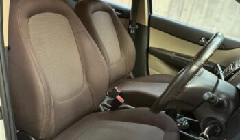 HYUNDAI i20 SPORTZ full