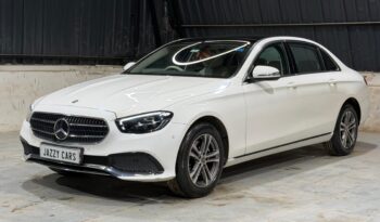 MERCEDES-BENZ E200 full