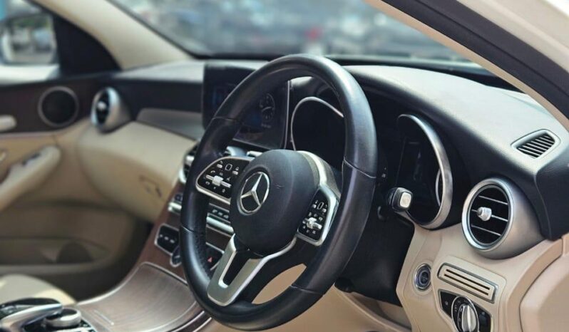 MERCEDES-BENZ C200 full