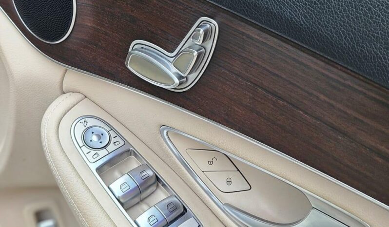 MERCEDES-BENZ C200 full