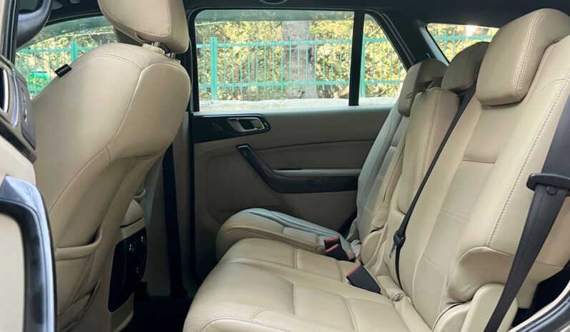 FORD ENDEAVOUR TIT PLUS 4X2 full