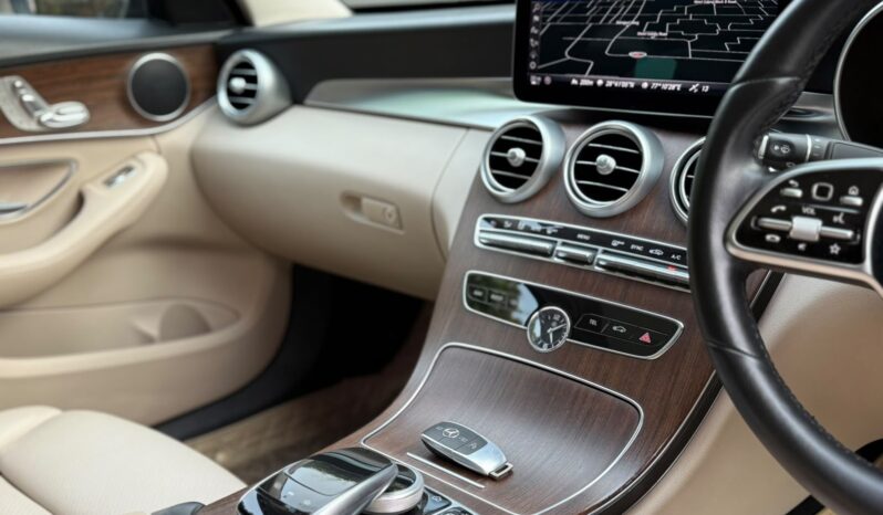 MERCEDES-BENZ C200 full