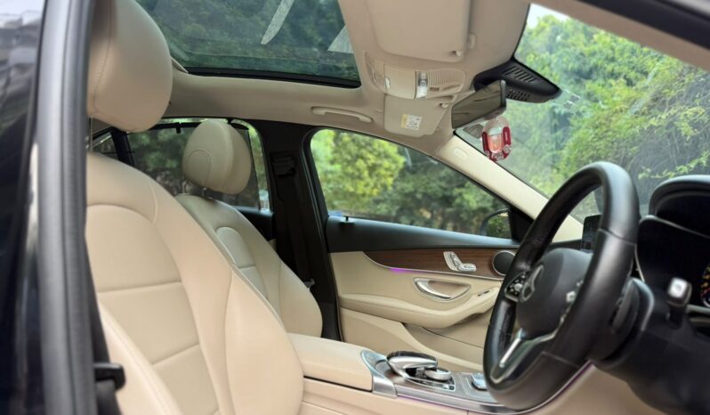 MERCEDES-BENZ C200 full