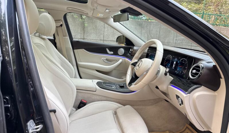 MERCEDES BENZ E220D EXCLUSIVE full