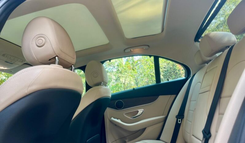 MERCEDES-BENZ C220D full