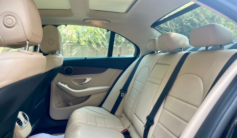 MERCEDES-BENZ C220D full