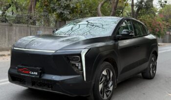 MAHINDRA XEV 9 THREE PACK full