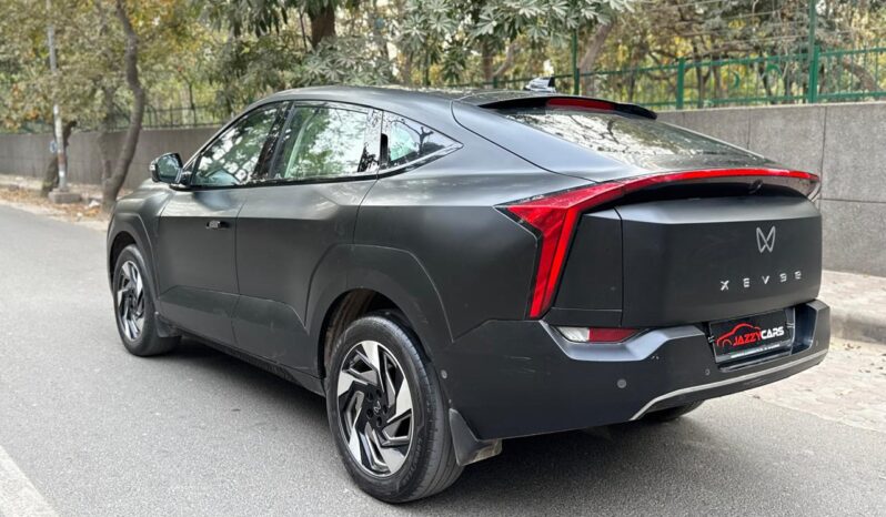 MAHINDRA XEV 9 THREE PACK full