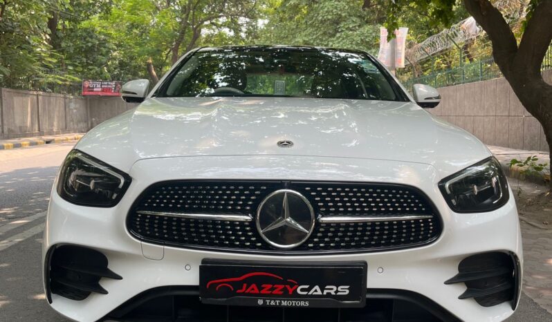 MERCEDES BENZ E200 EXCLUSIVE full
