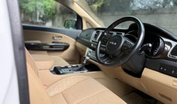 KIA CARNIVAL LIMOUSINE PLUS 2.8 full
